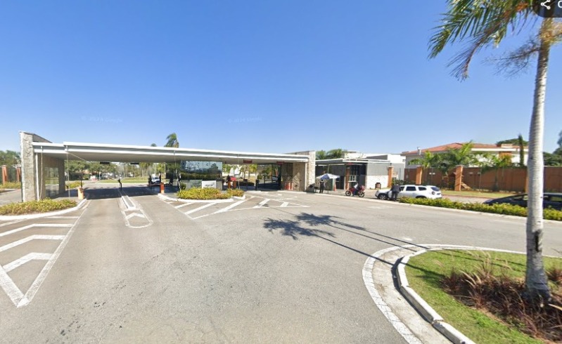 Imóvel no Alphaville Sant'Anna, A.T. 441m², A.C. 206m², Santana de Parnaíba - SP - Lote 001 (ID 7898)