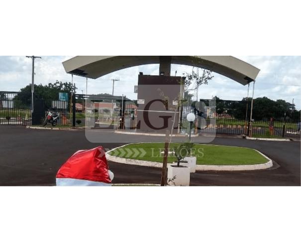 Ourinhos-sp/imóveis - direitos fiduciantes s/ imóvel residencial c/ a.t 92,5000m²