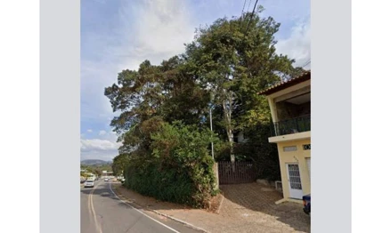 Casa à venda na Avenida Henrique Monat - Caxambu/MG Código: 02.24828