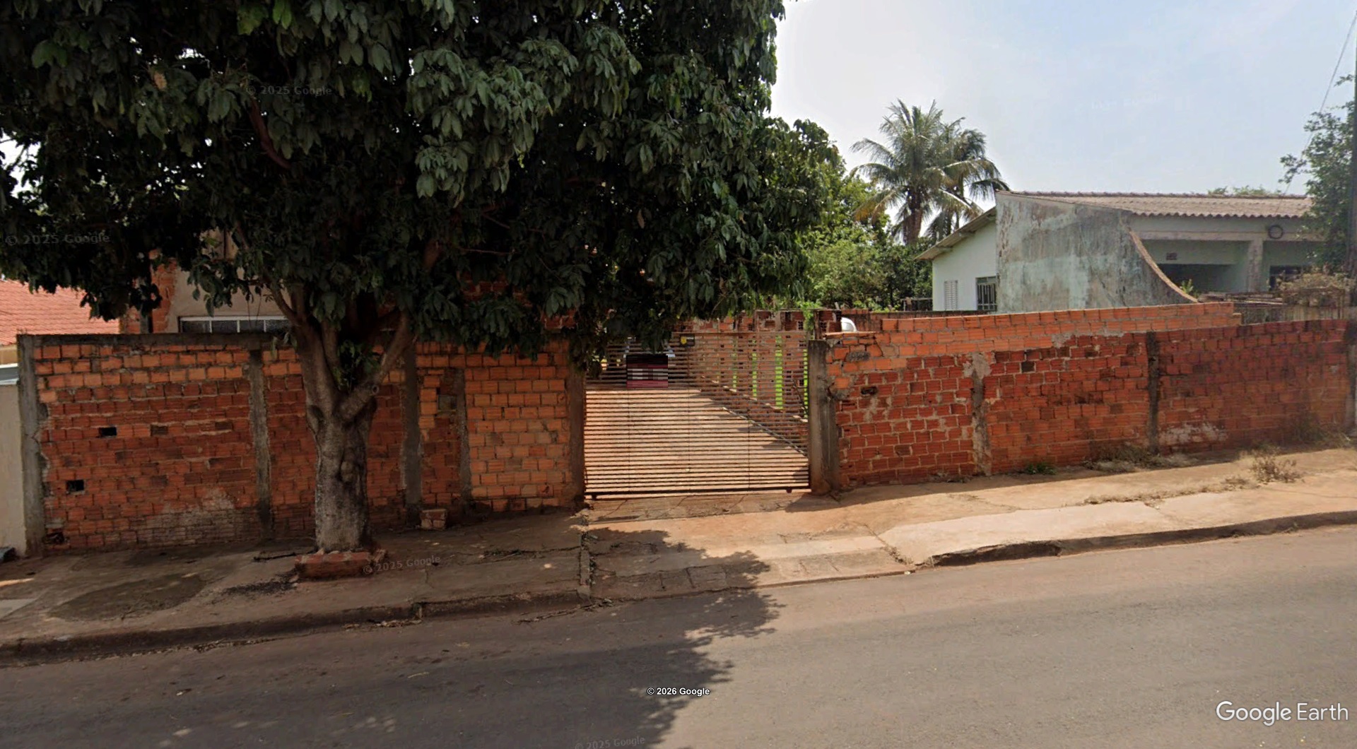 Lote 1.1 - imóvel c/ 756,94m² em centenário do sul/pr