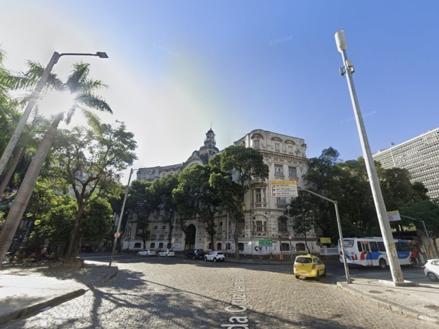 Sala no centro do rio com 23 m2 (rua teófilo otoni, nº 52)