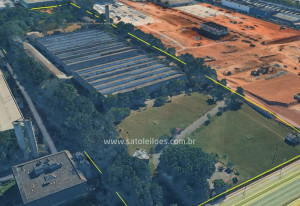 Imóvel industrial e respectivo terreno com área de 100.000,00m²