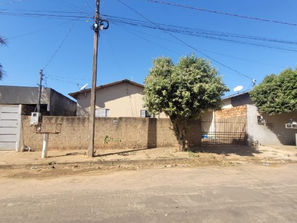 Casa - 57,88m² de área privativa, 240m² de área do terreno, com vaga de garagem - primavera do leste/mt
