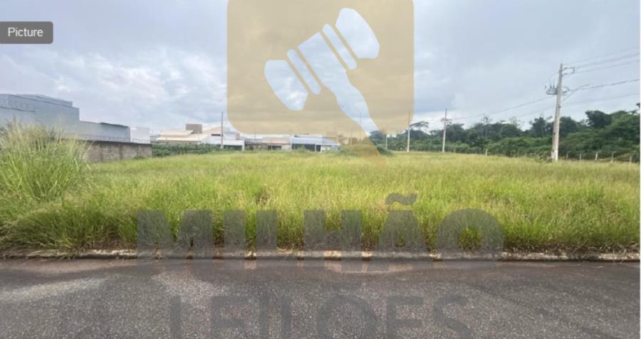 194 - Lote de 253m²
