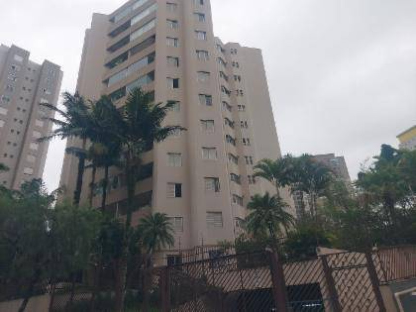 Apartamento à venda em leilão