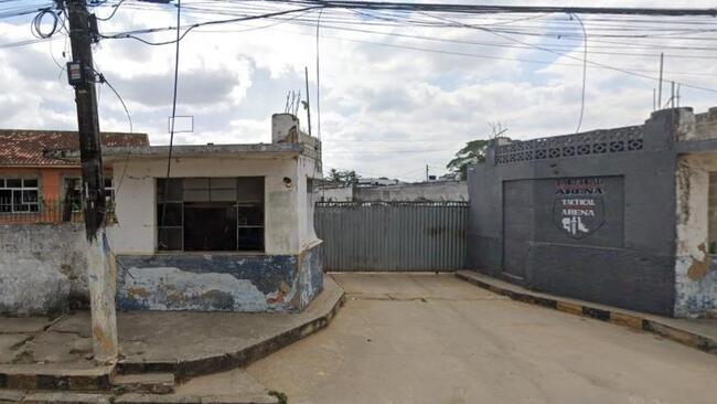 Imóvel comercial localizado no parque pecuária, campos dos goytacazes/rj