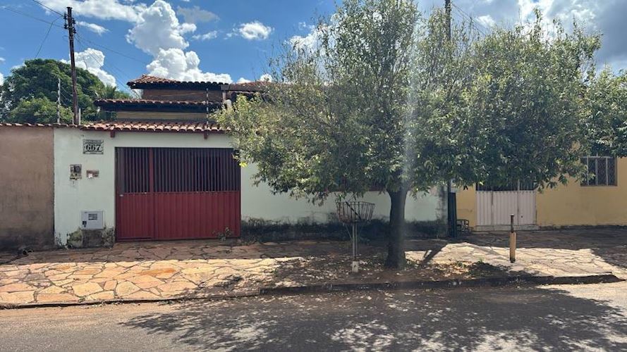 Casa - setor campinas - colinas do tocantins/to