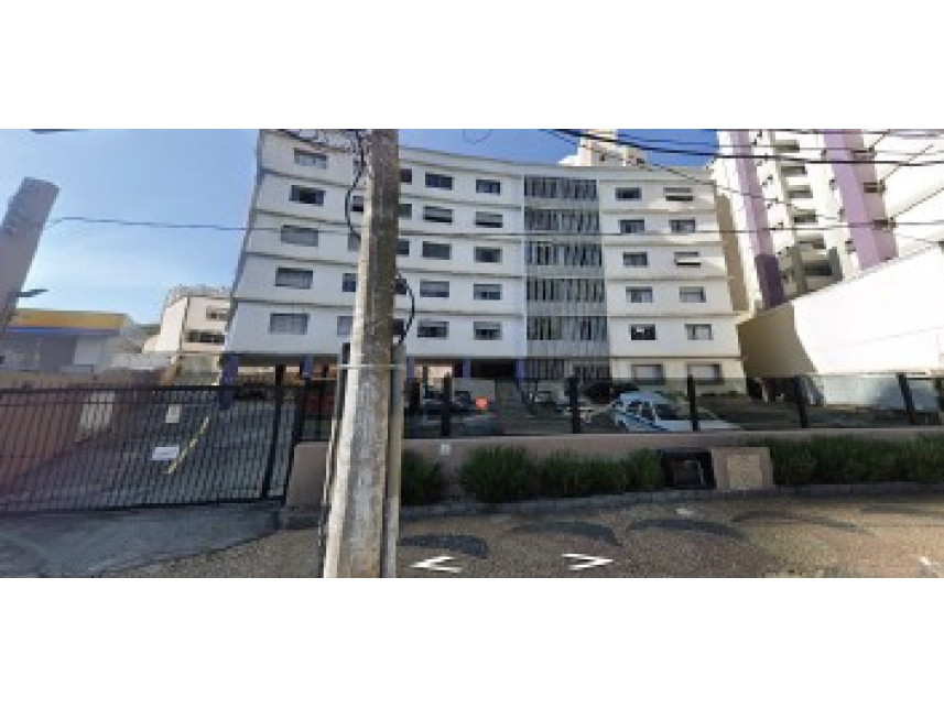 Apartamento à venda em leilão