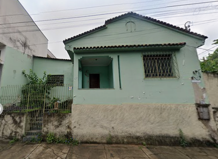 Casa em leilão no bairro Vila Tavares em Itaúna - MG