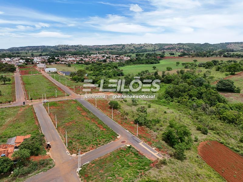 Terreno s/ benfeitoria, área 160m² - Guimarânia/MG