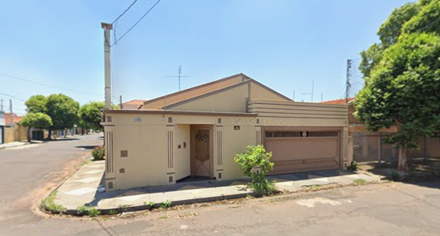Casa no jardim planalto em araçatuba