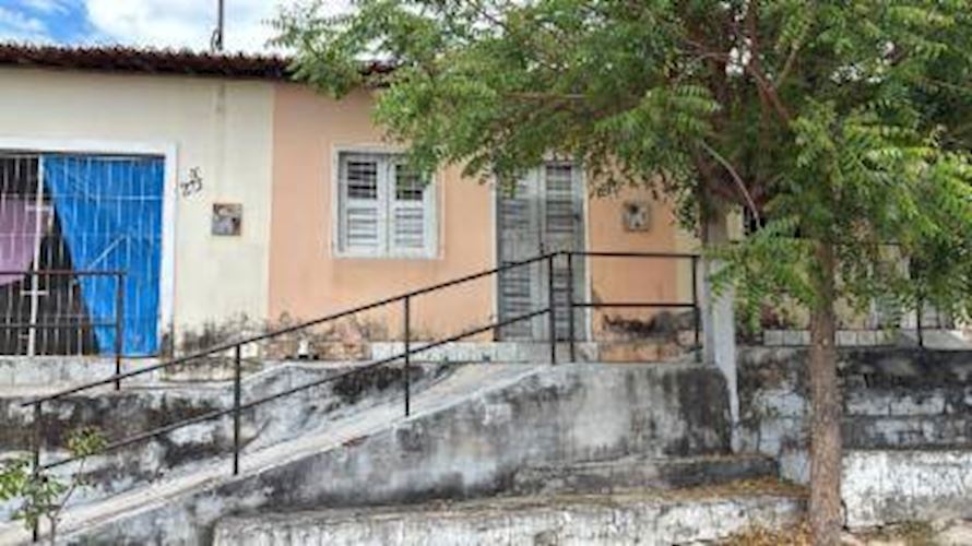 Casa - planalto piracicaba - santa quitéria/ce