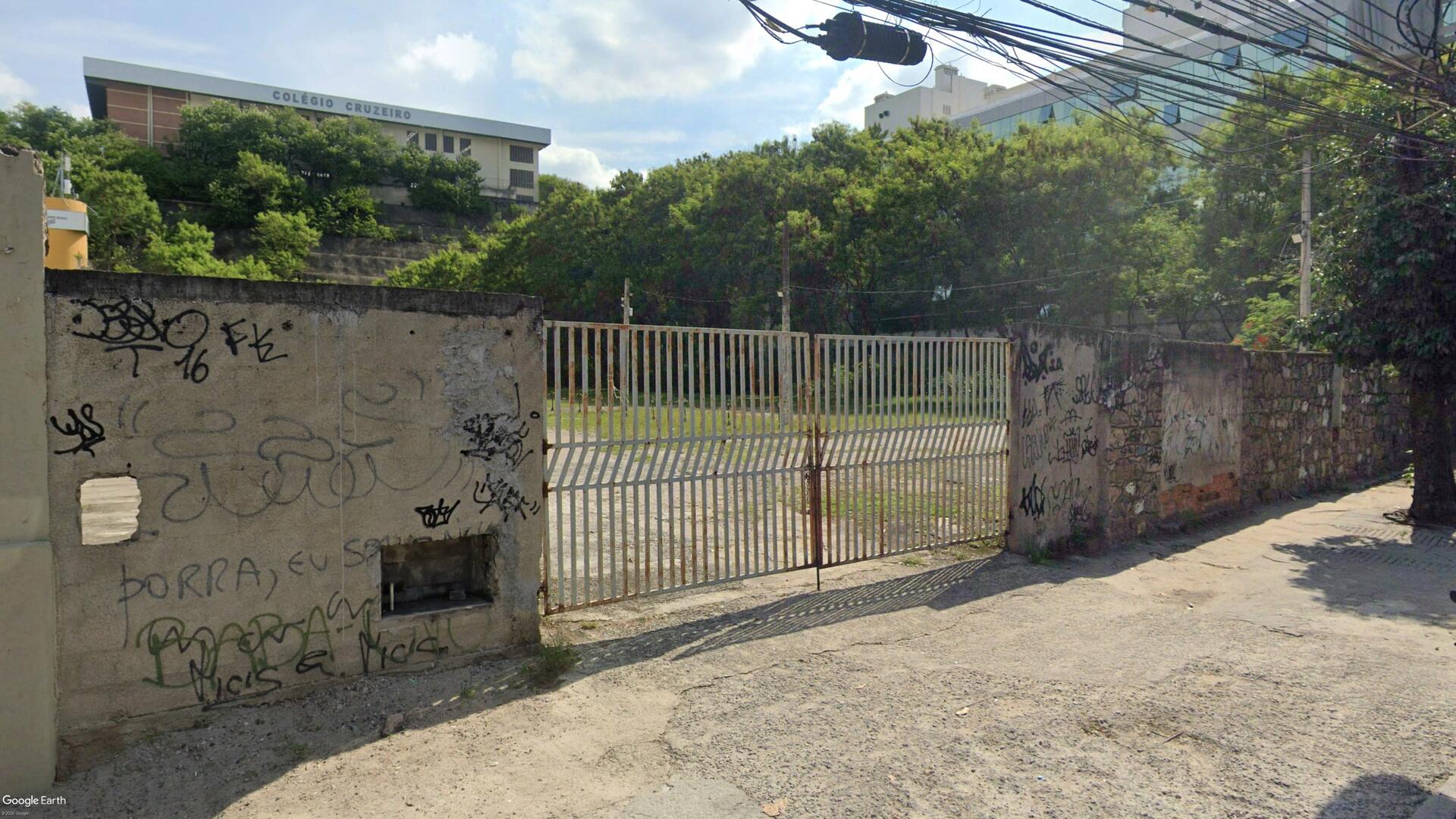 Terreno de 2.601m² em jacarepaguá/rj