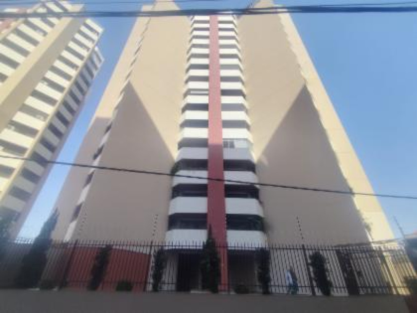 Apartamento à venda em leilão