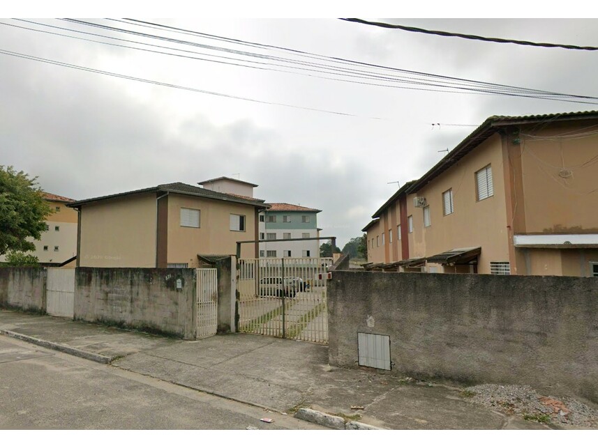 Sobrado à venda em leilão