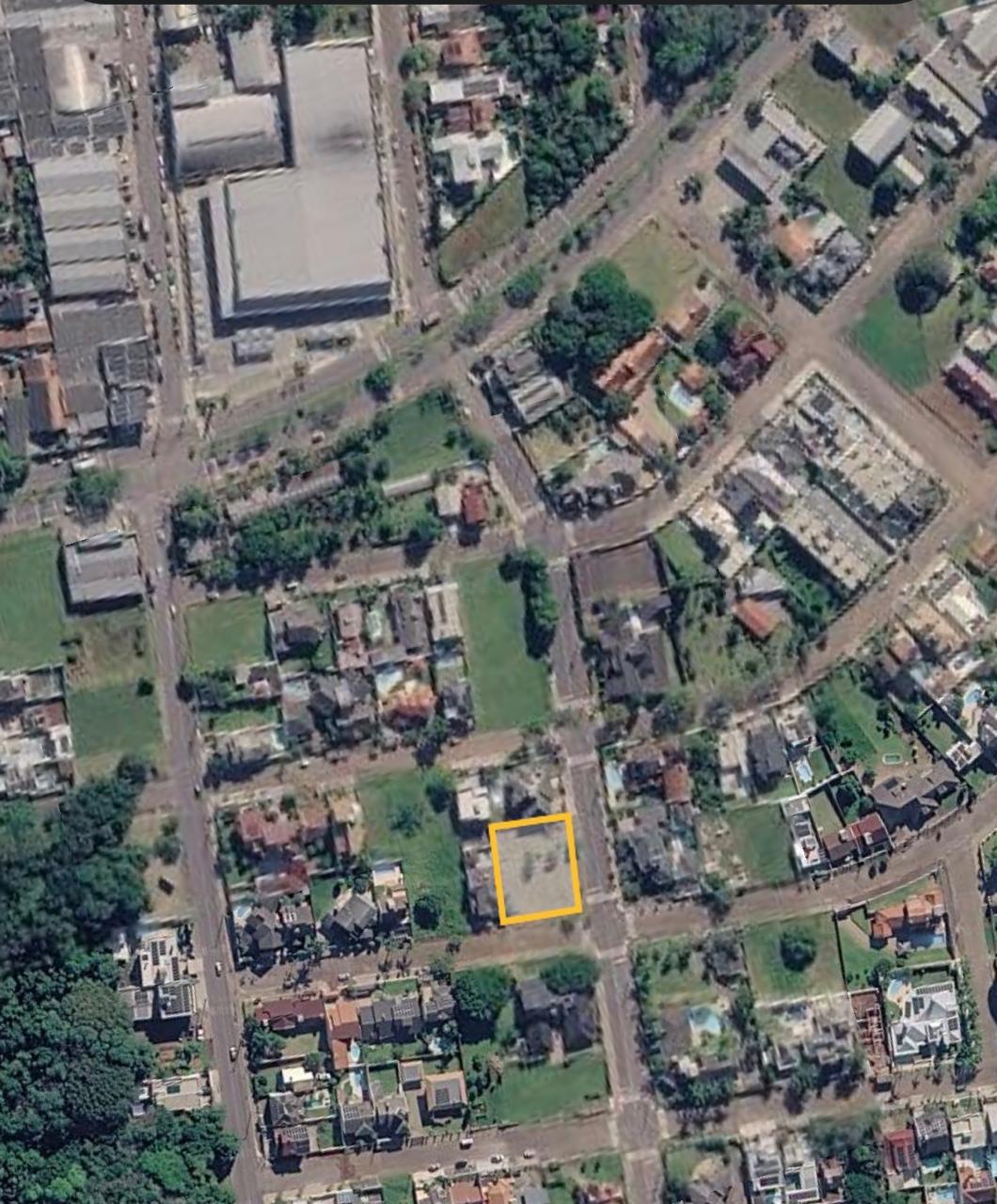 Imóveis: 03 (três) terrenos com área superficial total de 1.080,00 m² (3x360), situados na rua renato robinson, bairro união, inseridos nos lotes 14, 15 e 16(esquina), da quadra 06, no loteamento tresbe, esquina com a rua alceu wamosy, na cidade de estância velha/rs. registrados sob matrículas nº 8.993, 8.994 e 8.995 - e 01(um) terreno com área de 1.927,80 m², sem construções, situado na rua felipe camarão, s/n, b.centro - estância velha - rs. registrado sob matrícula nº 24.6