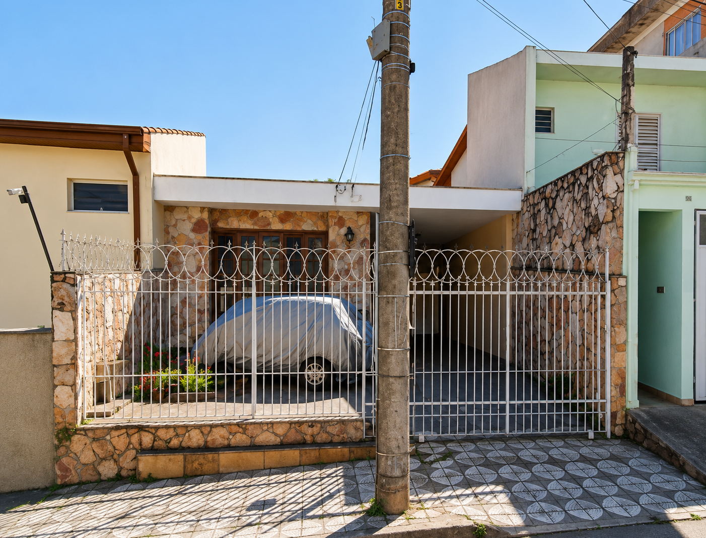 Sorocaba/sp - casa situada na rua garcia redondo, nº 396, lote 8-a da quadra