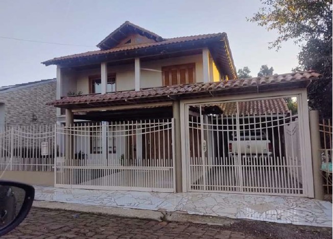 CASA C/ 172,50 M² - ESPUMOSO / RS