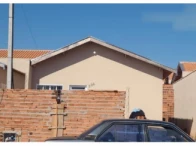 Casa - 50,04m² - Terreno - 132,31m² - Ibitinga/SP