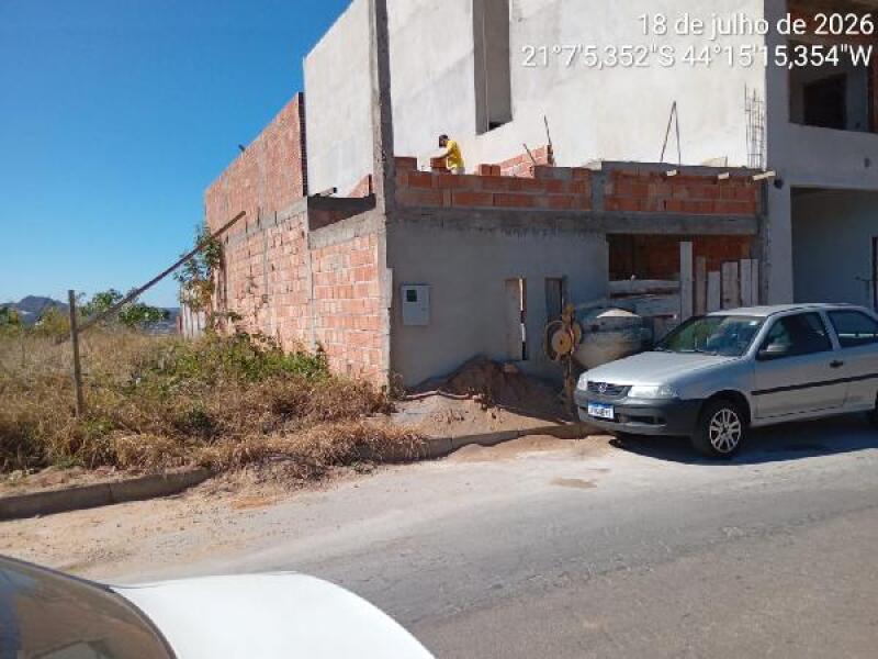 Casa em leilão em Fábricas, São João del Rei/MG
