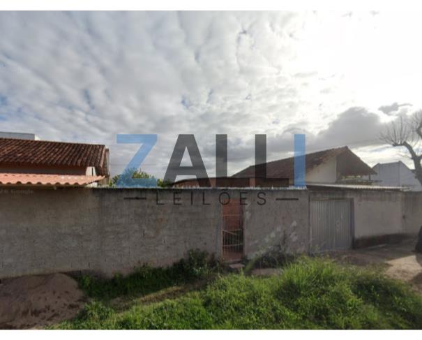 Dois imóveis - vila velha/es - lote 01: imóvel res. - a.t. 200,37m2 - vila velha/es