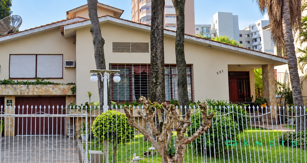 Casa de 300,00 m² no Centro, Canoas / RS.