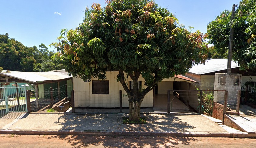 Casa c/ 39,00 m² - porto lucena / rs