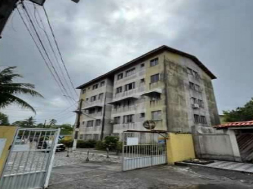 Apartamento à venda em leilão