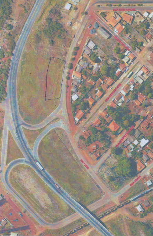 APARTAMENTO NO CENTRO DE PATROCÍNIO/MG, 02 TERRENOS EM SERRA DO SALITRE/MG E UM VEÍCULO FIAT PALIO - Lote 002-2 (ID 27861)
