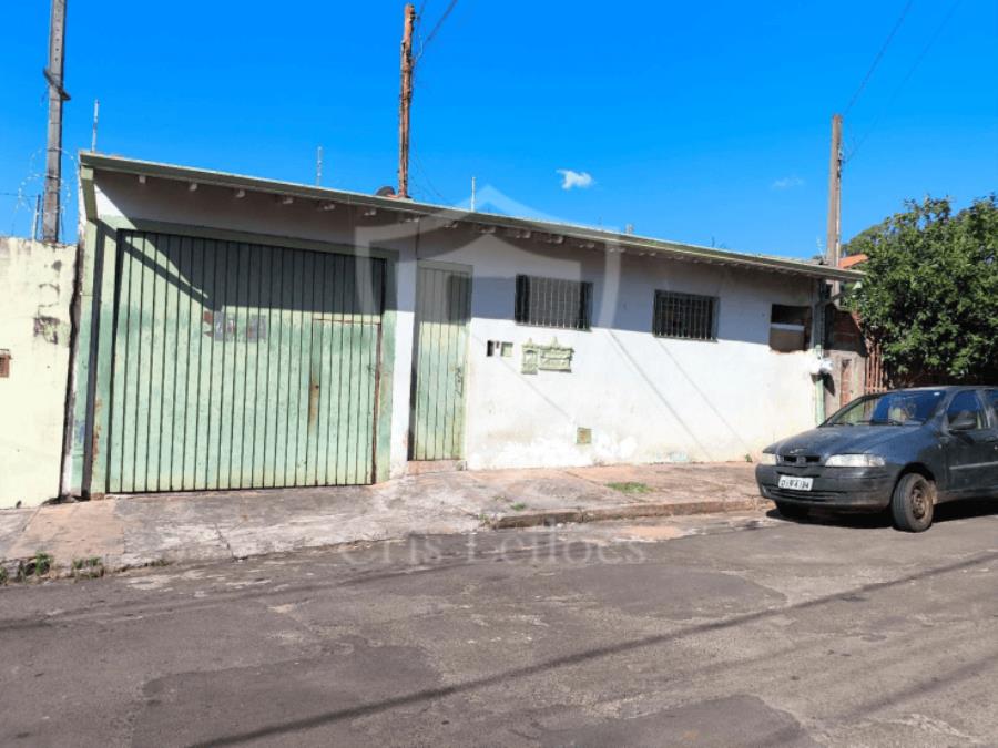 CASA c/ 252m² em Terreno c/ 374m² - Bauru - SP