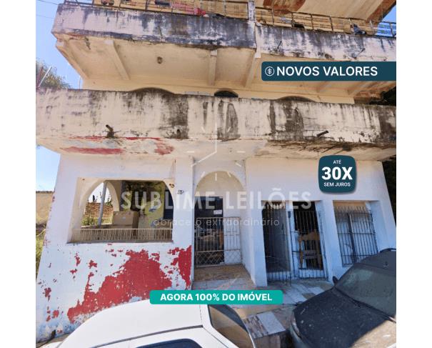 Sobrado em amparo - terreno de 330m² | constr. de 412m²