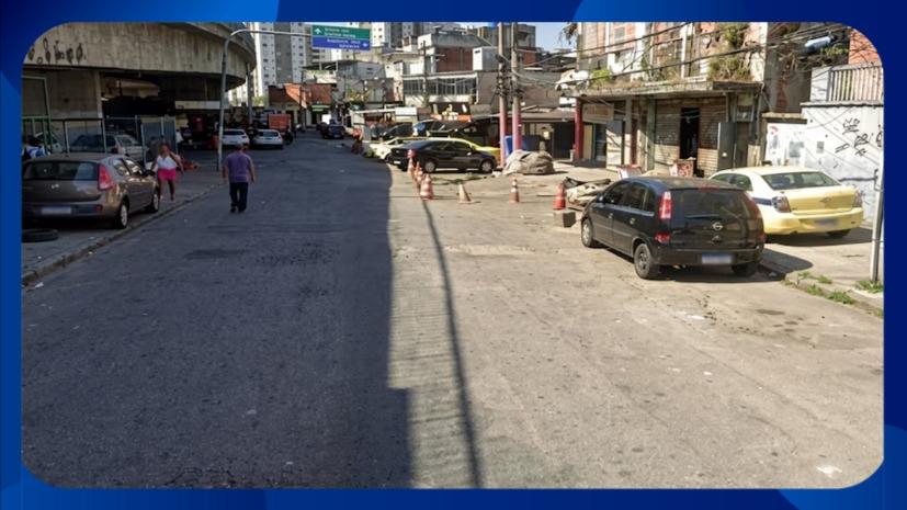 TERRENO COM BENFEITORIAS - AVENIDA DOM HELDER CÂMARA, 3643, DEL CASTILHO, RIO DE JANEIRO/RJ, COMPOSTO DE PRÉDIOS E TERRENO COM AS SEGUINTES DIMENSÕES: 40,56M DE FRENTE, 243,85M PELO LADO DIREITO, 242,00M PELO LADO ESQUERDO E 72,32M NOS FUNDOS. - Luis Leiloeiro