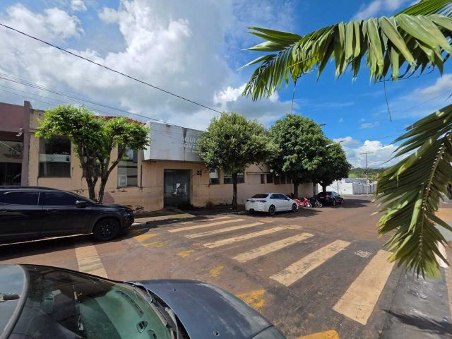 Prédio comercial - 812,00m² - goiatuba/go
