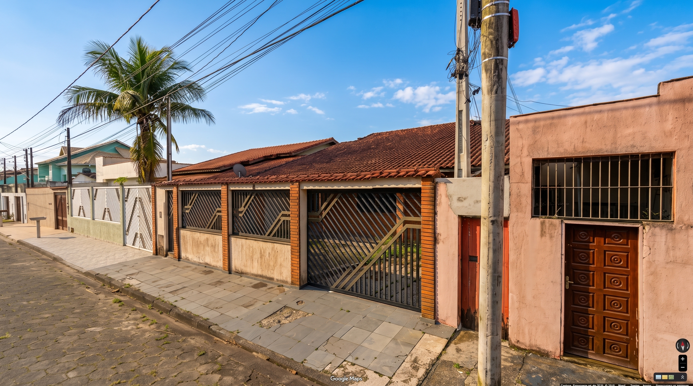 Parte ideal de 50% do imóvel residencial construído sobre terreno com 330 m² em peruíbe/sp