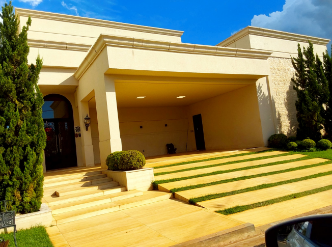 Rio verde/go - casa no condomínio residencial villa capri