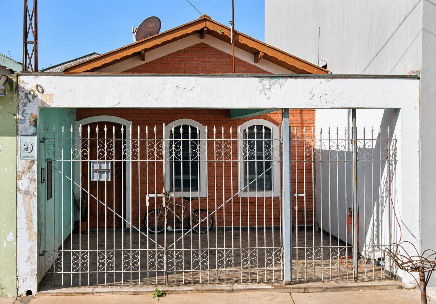 Casa em terreno de 278,50 m² e área construída de 100,00 m² - jardim parque jupiá, piracicaba/sp