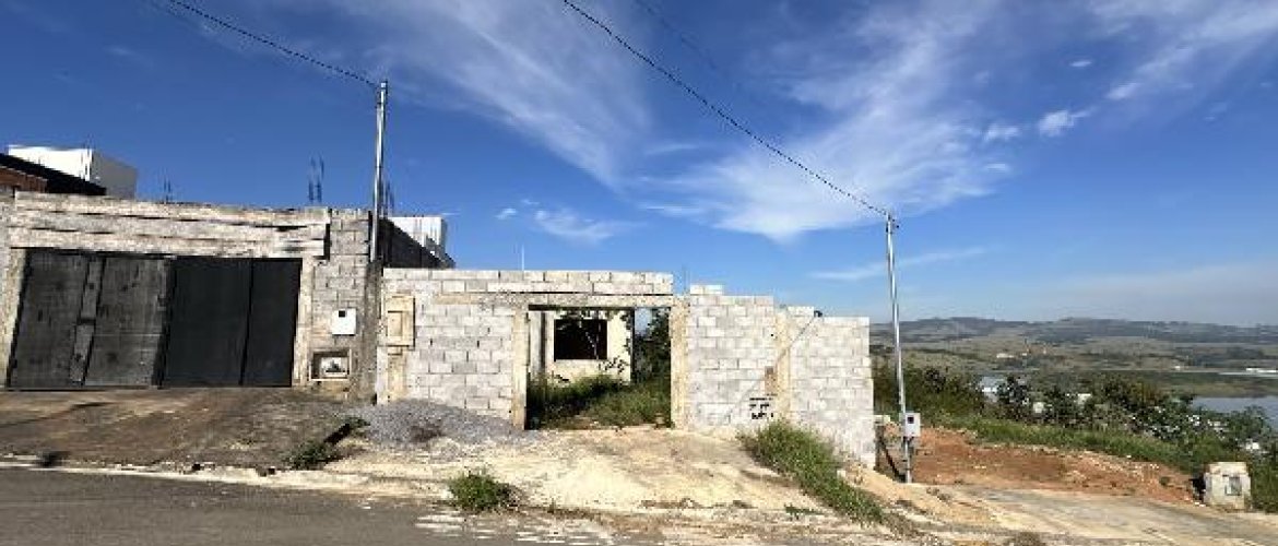 TERRENO DE LEILÃO DA CAIXA, NO BAIRRO VALE DOS COQUEIROS, NA CIDADE VARGINHA, NO ESTADO MG