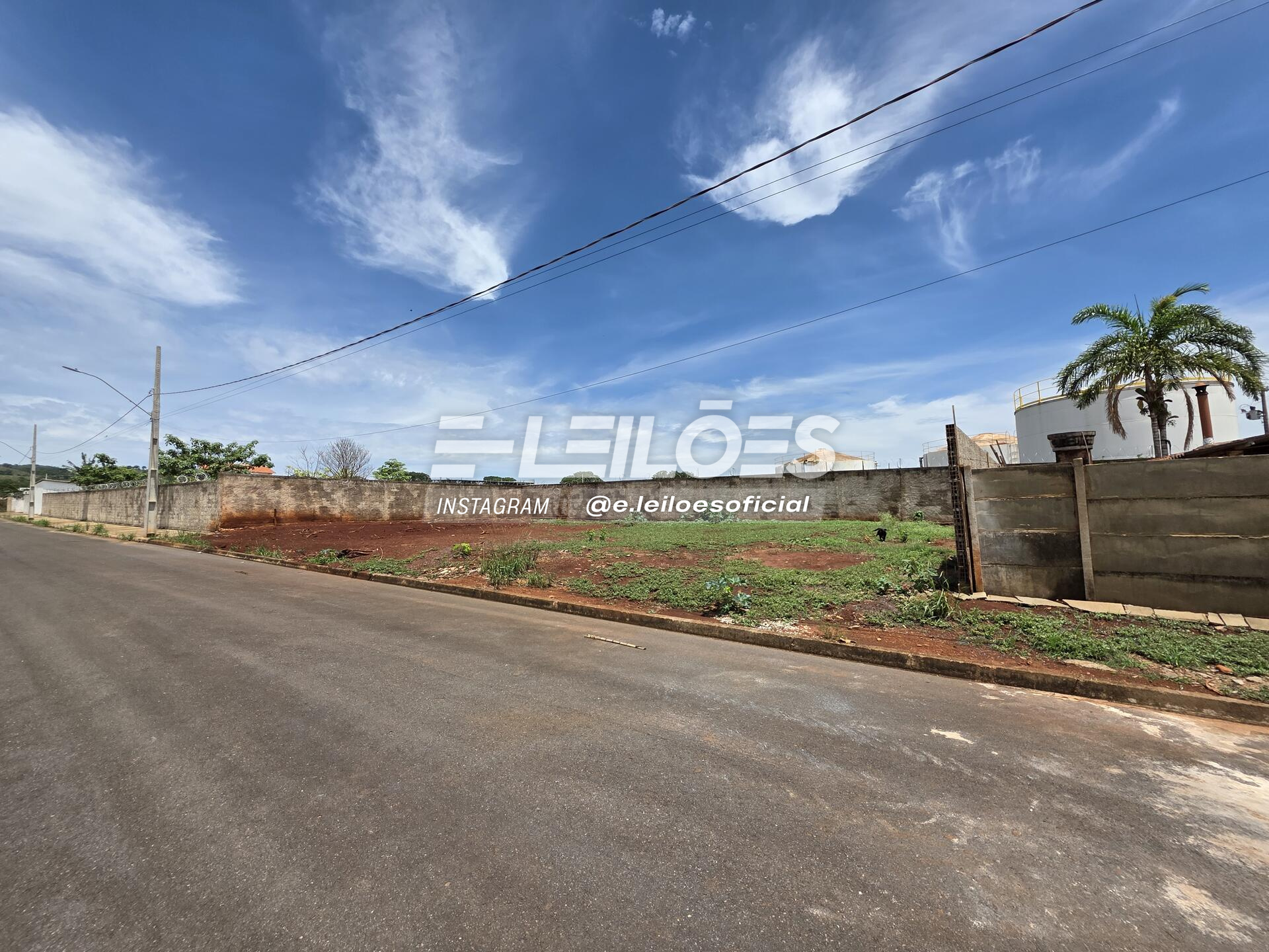 Terreno s/ benfeitoria, área 188,54m² - Guimarânia/MG