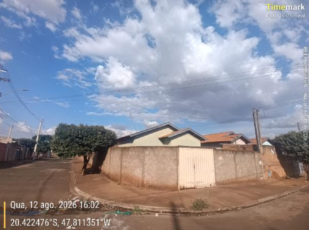 Casa - 52,6m² de área privativa, 250,12m² de área do terreno - guara/sp