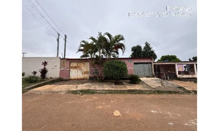 Casa - Santo Antônio do Descoberto