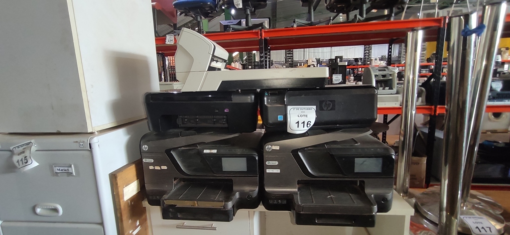 01 SCANNER MARCA FUJITSU E 04 IMPRESSORAS DE MODELOS DIVERSOS MARCA HP. (NO ESTADO) ATENÇÃO! FAZER A VISITAÇÃO ANTES DE ARREMATAR, NÃO SABEMOS SE FUNCIONA, LEILÃO NÃO TEM GARANTIA E NEM DEVOLUÇÃO, SUJEITO A POSSÍVEIS AVARIAS VISÍVEIS/OCULTAS E/OU AUSÊNCIA DE COMPONENTES.