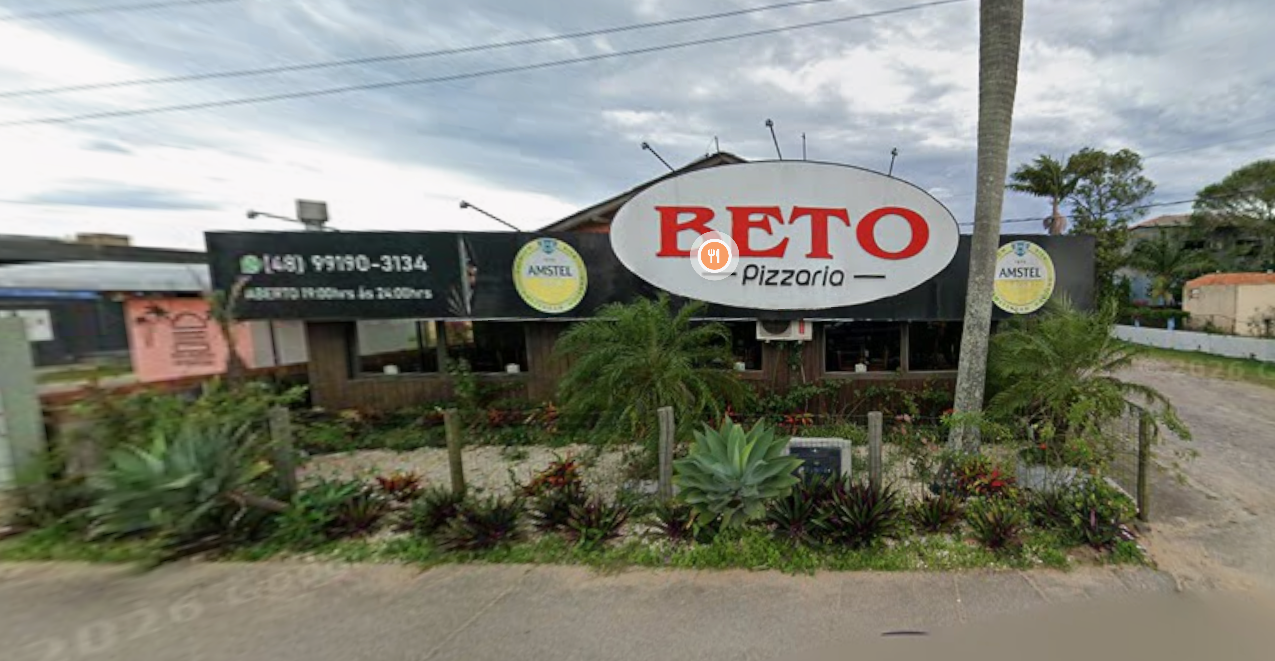 Um terreno com área de 1.090,12m² e suas benfeitorias, sendo uma construção de alvenaria com área de 409,27m², onde atualmente funciona a empresa "beto pizzaria", localizado na rodovia sc-434. inscrito sob o cadastro imobiliário 06.07.046.0050.001 da prefeitura de garopaba/sc