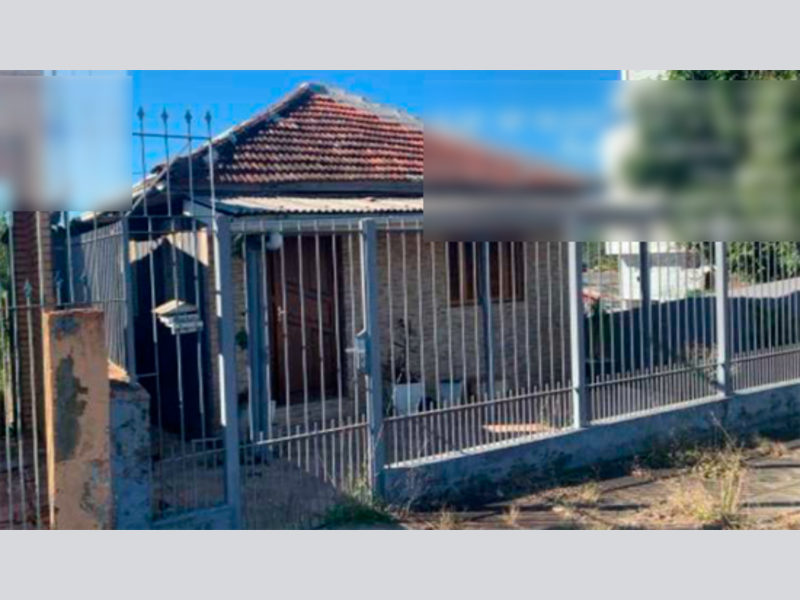 Casa em leilão no Parque Residencial Cledi em Gravataí - RS