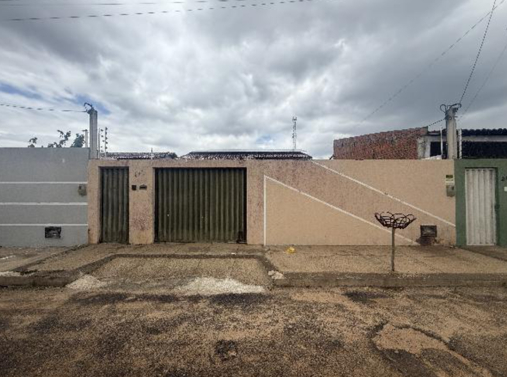 Casa - 55,18m² de área privativa, 200m² de área do terreno, com vaga de garagem - mossoro/rn