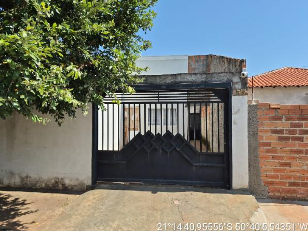 Casa - 57,46m² de área privativa, 275m² de área do terreno, com vaga de garagem - guararapes/sp