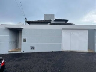 Casa à venda na Rua Messias Teixeira De Souza - Coromandel/MG Código: 02.27589