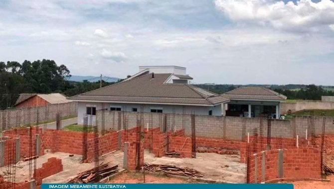 Direitos sobre Terreno em Condomínio 1.038 m² (com construção inacabada) - Ivoturucaia - Jundiaí - SP