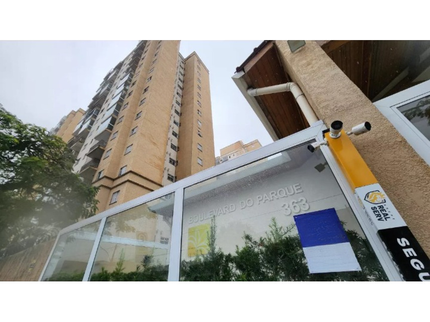 Apartamento à venda em leilão