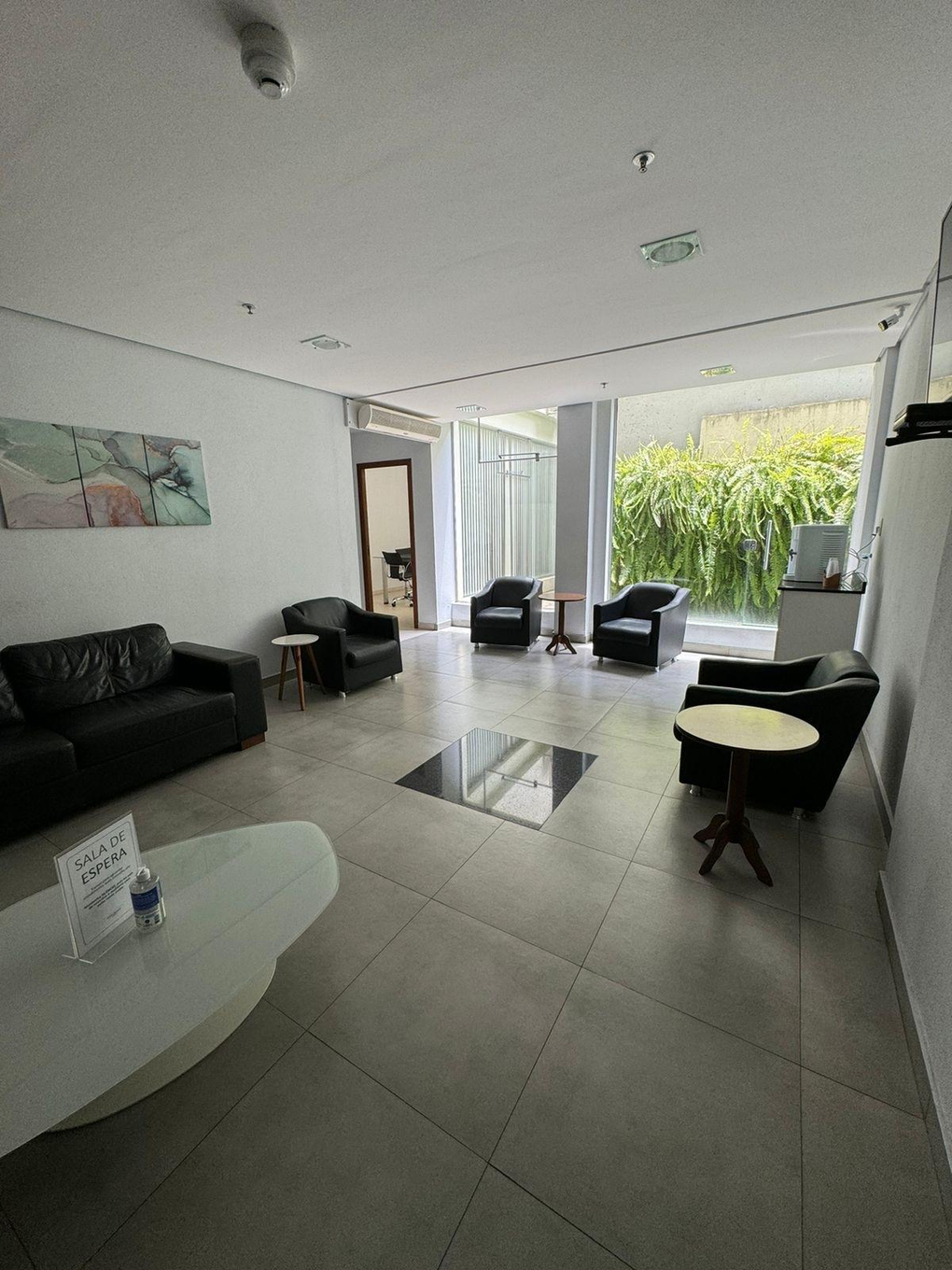 Sala Comercial 1 Vaga 32m² | DESOCUPADA | Menino Deus, Porto Alegre/RS - Entrada 30% + 240x | Aceita FGTS