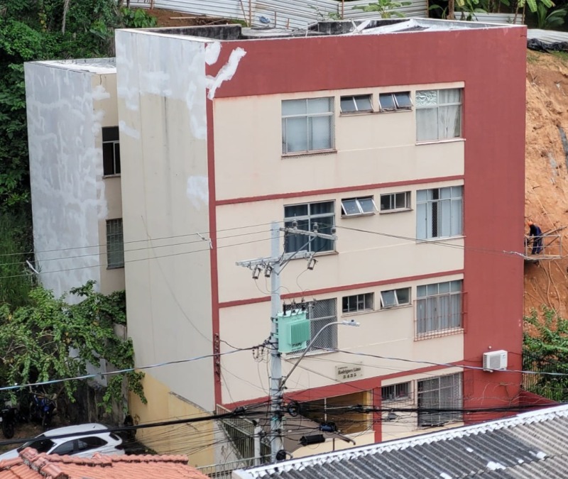 LEILÃO JUDICIAL - 8ª VARA CÍVEL SALVADOR / BA - Lote 001 (ID 12321)